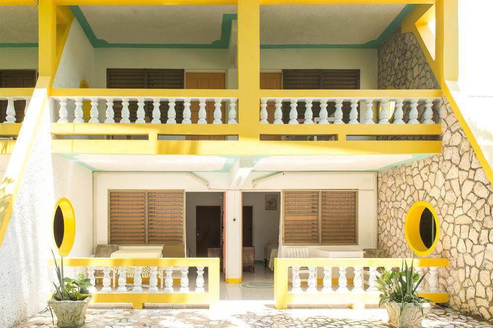 The Golden Sunset Hotel Negril Buitenkant foto